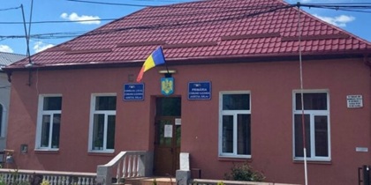 Primarii de comune şi oraşe mici intră de vineri în grevă